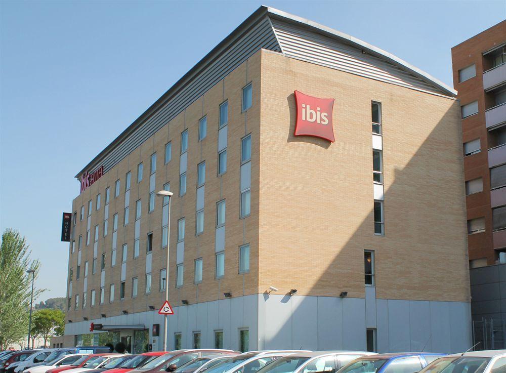 Ibis Barcelona Molins De Rei Hotel Exterior foto